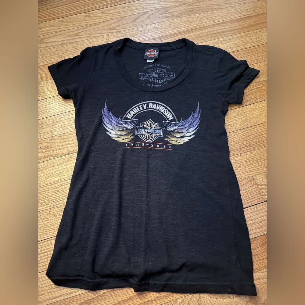 Harley-Davidson Women’s 110th Anniversary T-Shirt M Black Logo Wings Hal’s